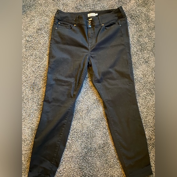 BNWOT Torrid black Super Soft Jegging high waisted size 20R - Picture 3 of 4